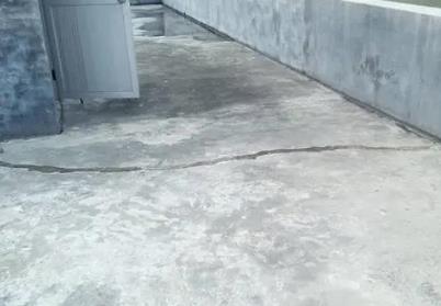 正阳楼顶漏水维修公司分享下如何解决卫生间隐蔽部位漏水的问题?